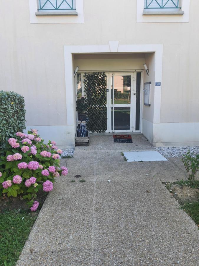 Maison Sympa A 3 Minutes De Disneyland Magny-le-Hongre Bagian luar foto